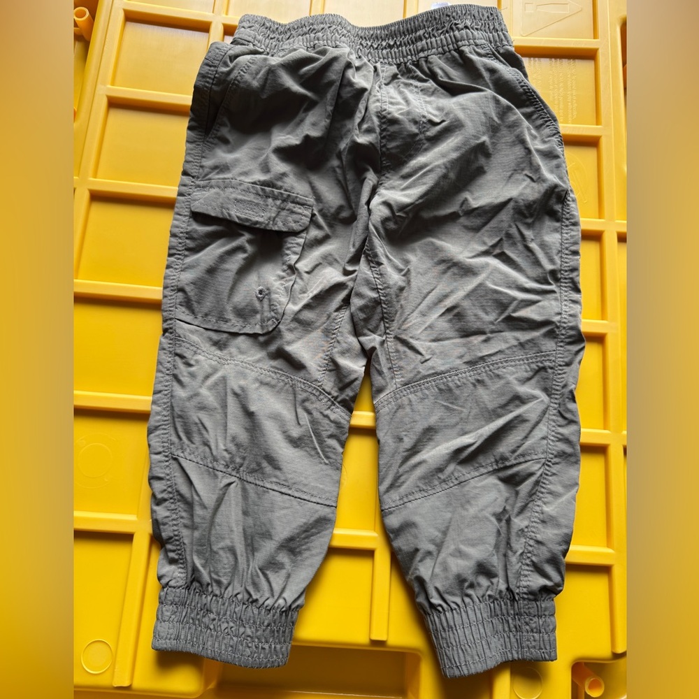 Columbia Omni Shade silver ridge pull on banded pant in green